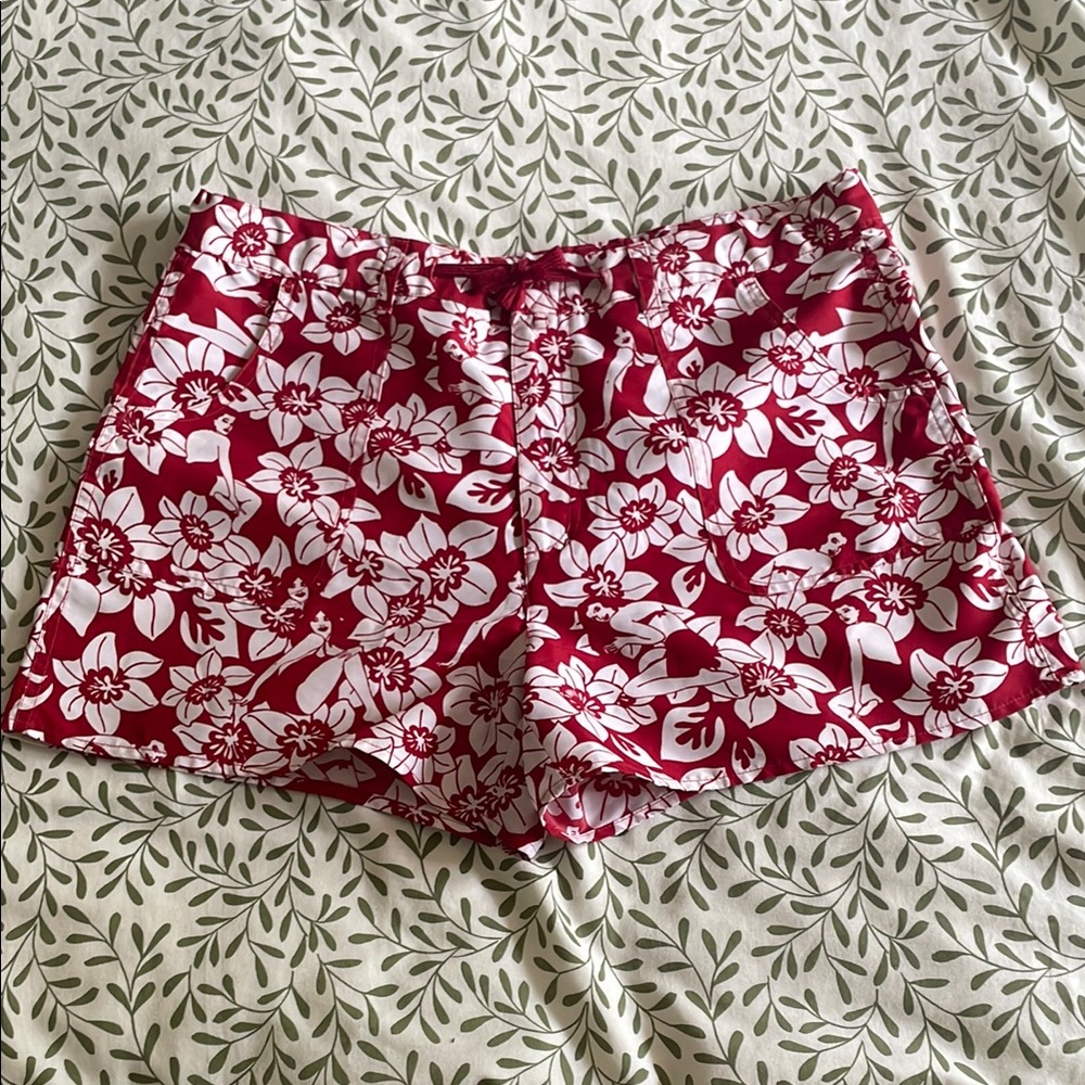 🌺 Vintage-Inspired Red Floral Beach Shorts w/ Women Print – DKR & Co. – Size L